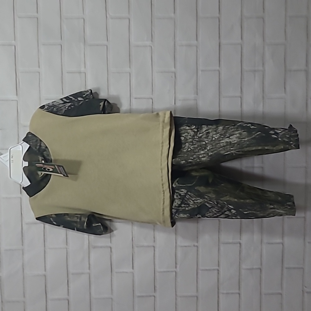 Infant Mossy oak By Jordan Lee Camo Pants in shirt set